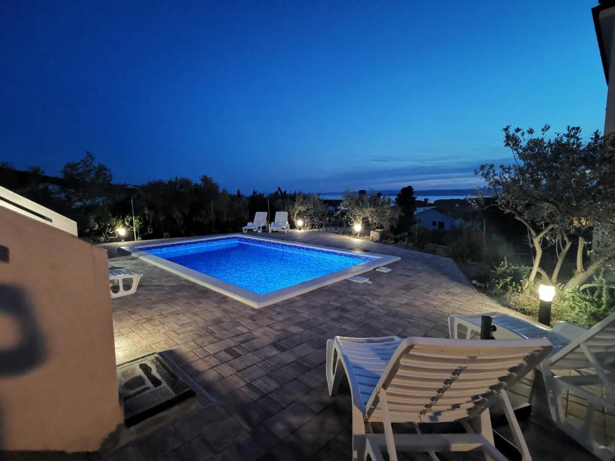 Apartments With A Swimming Pool Punat, Krk - 5378 Exterior photo